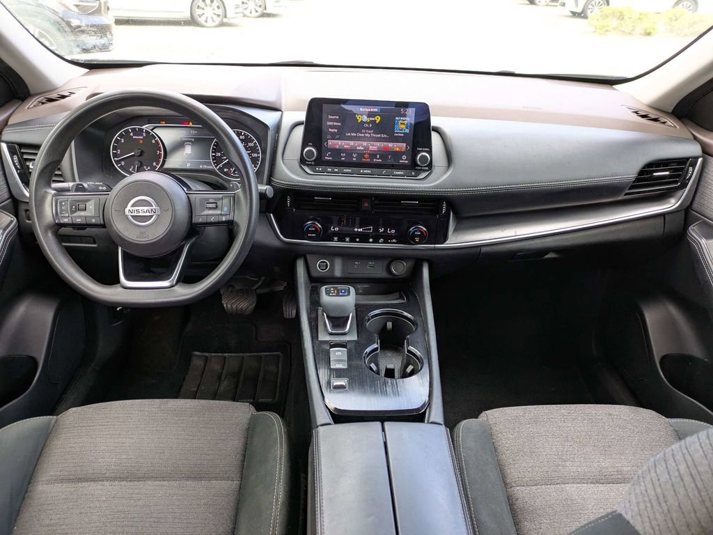 Used 2021 Nissan Rogue SV FWD image 14