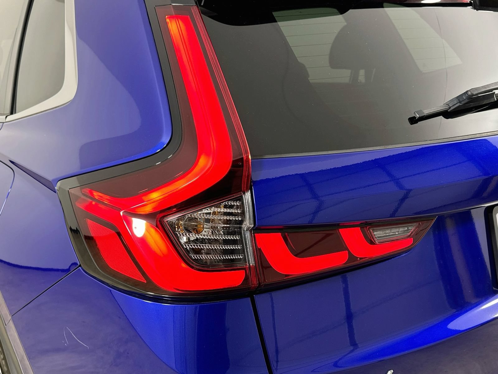 Used 2023 Honda CR-V Sport Touring image 12