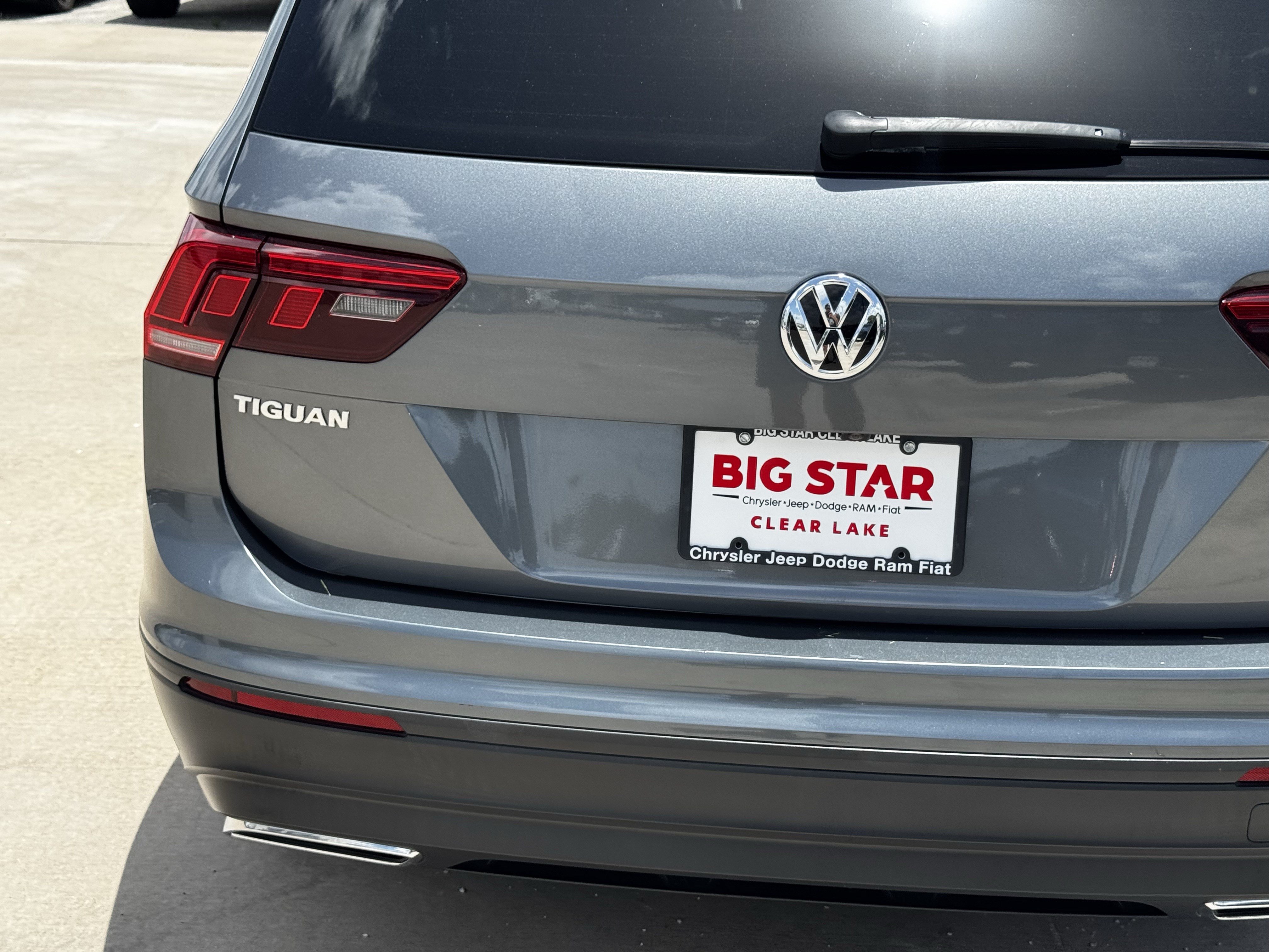 Used 2019 Volkswagen Tiguan S FWD image 11