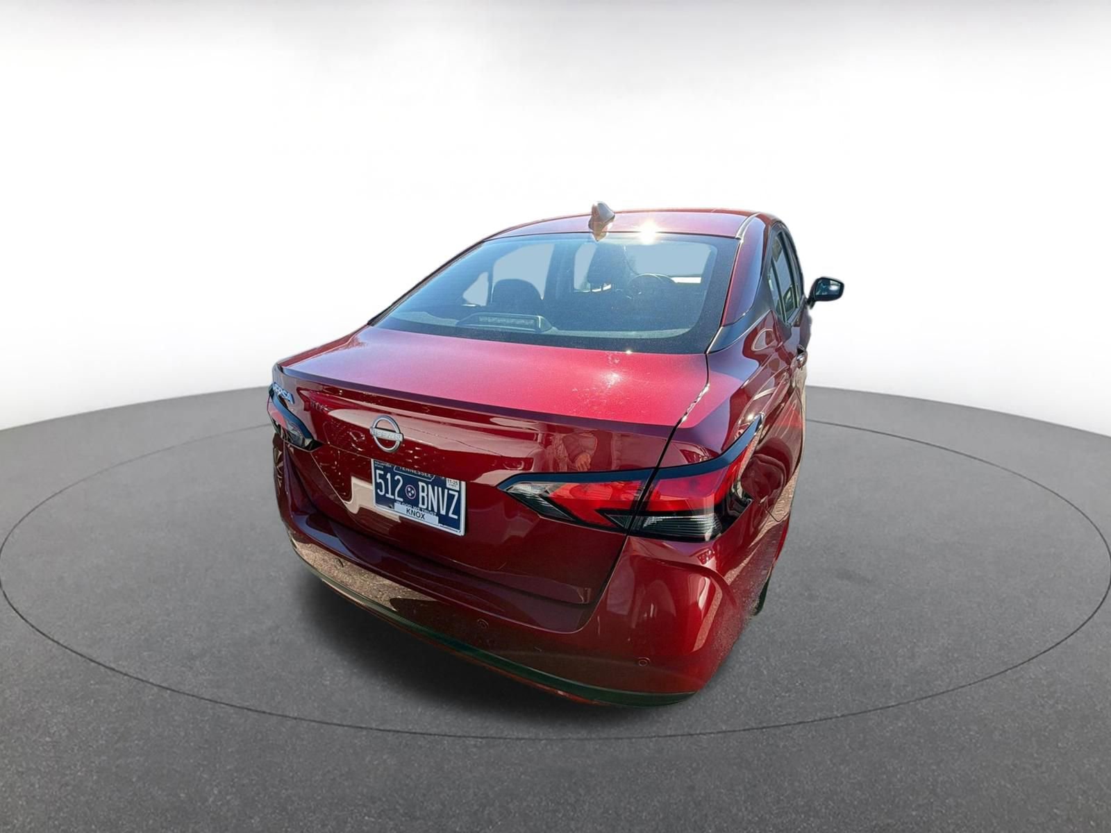 Used 2025 Nissan Versa SV FWD image 5