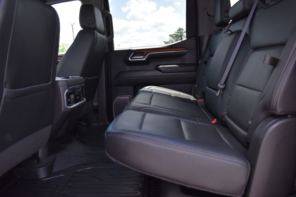 Used 2022 GMC Sierra 1500 Denali AWD/4WD image 13