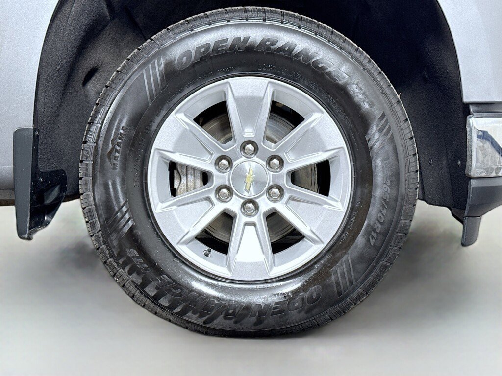 Used 2021 Chevrolet Silverado 1500 LT AWD/4WD image 42
