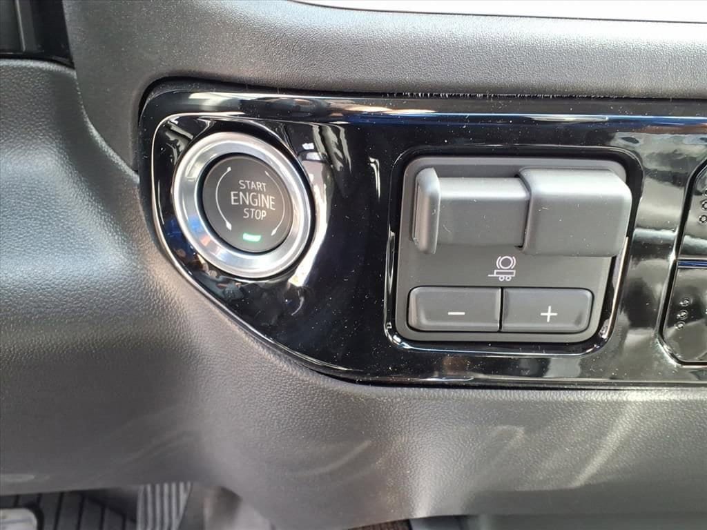 New 2026 Chevrolet Silverado 1500 RST w/ Safety Package AWD/4WD image 13