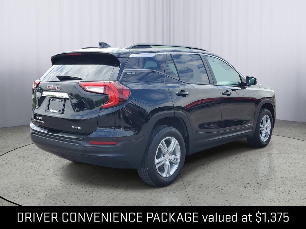 Used 2024 GMC Terrain SLE w/ Driver Convenience Package AWD/4WD image 3