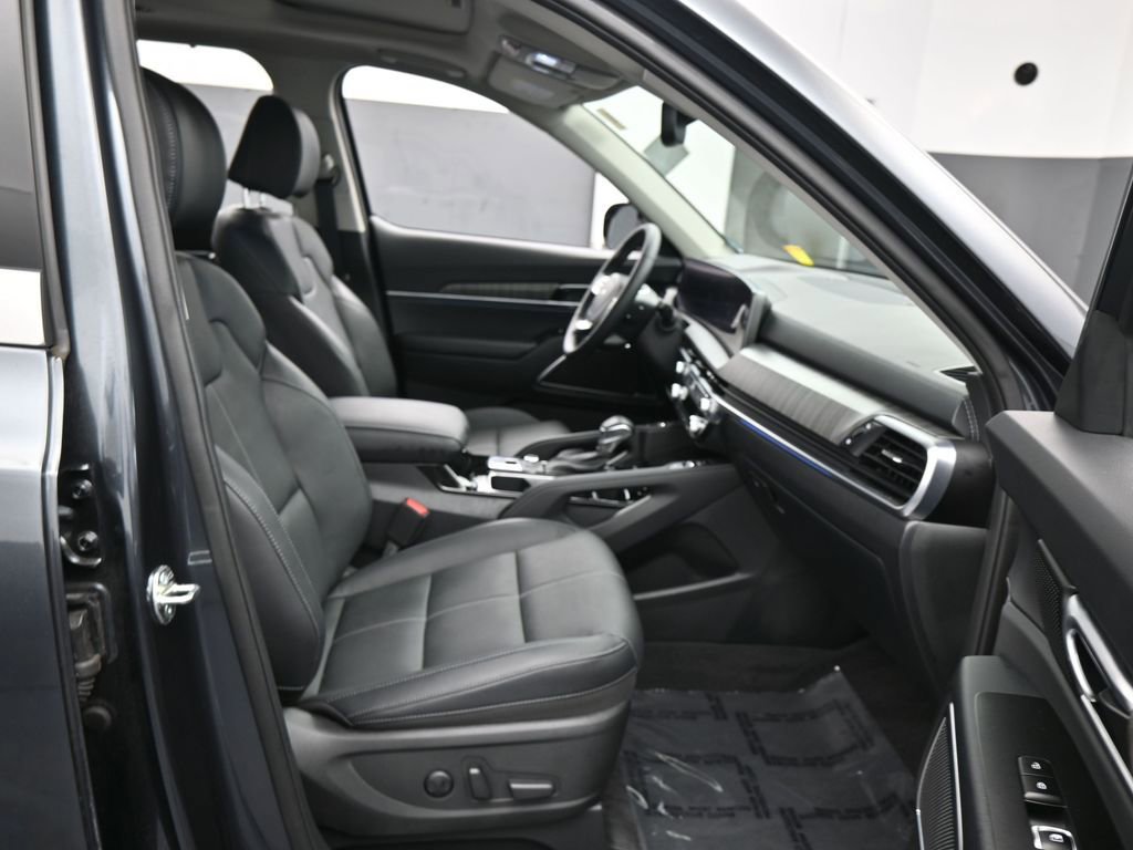 Used 2024 Kia Telluride SX image 48