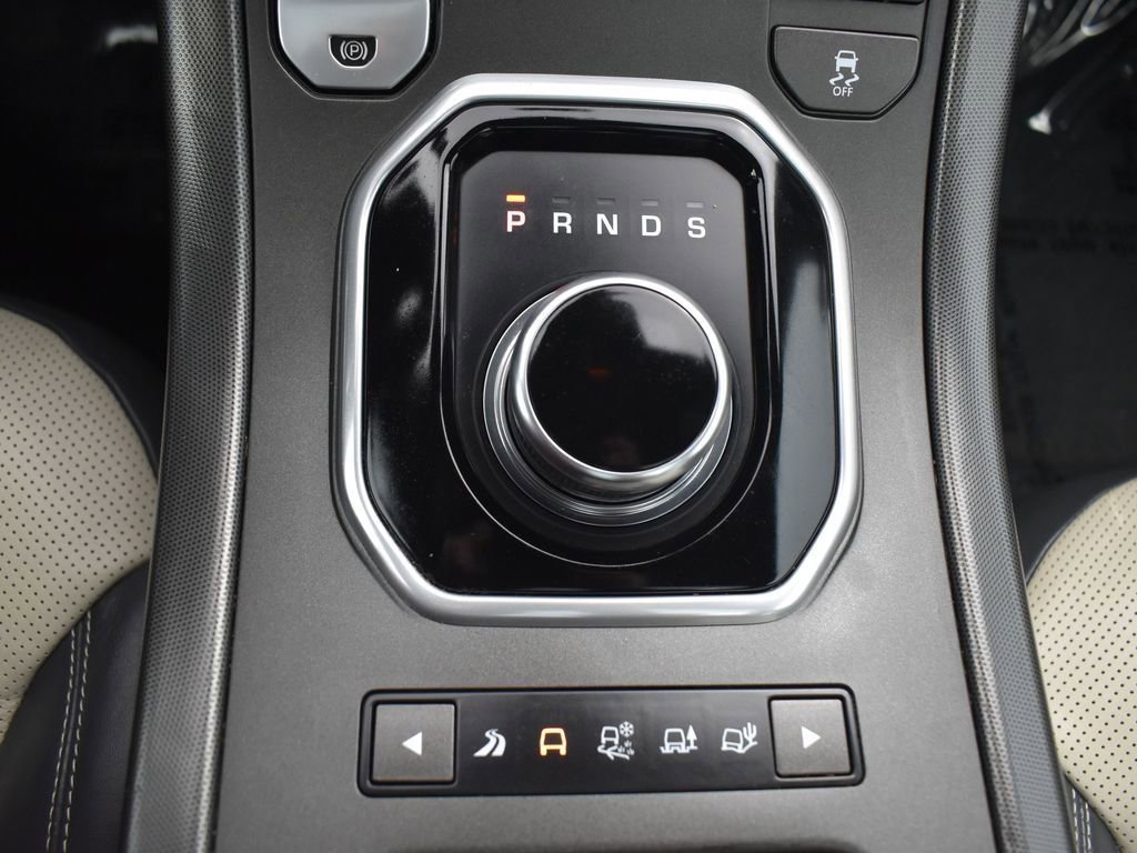 Used 2019 Land Rover Range Rover Evoque HSE Dynamic image 19