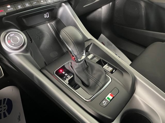 Used 2026 Alfa Romeo Tonale AWD/4WD image 34