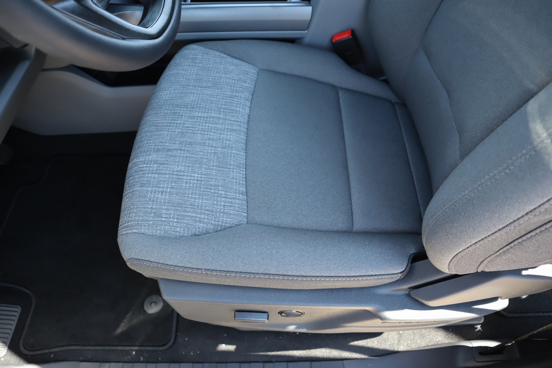 New 2026 Ford F350 XLT w/ XLT Premium Package image 13