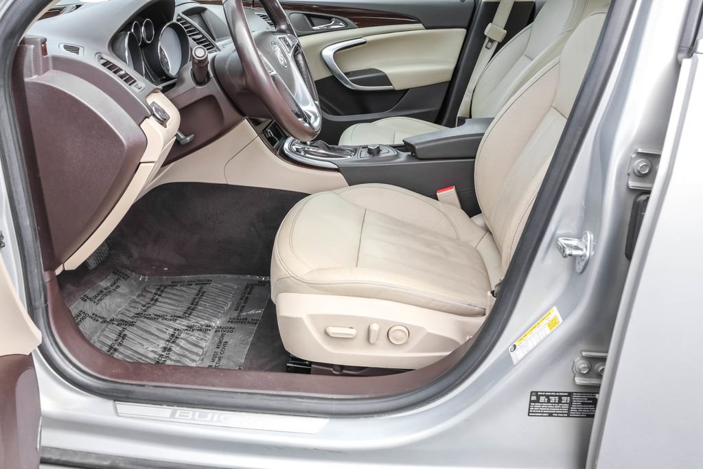 Used 2011 Buick Regal CXL Turbo w/ TO7 Preferred Equipment Group image 18