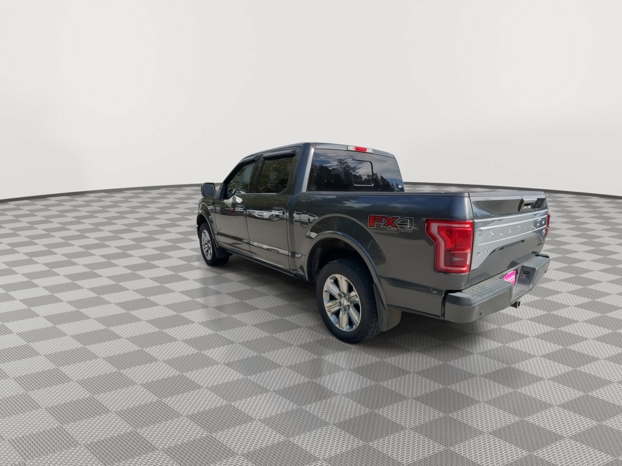 Used 2016 Ford F150 Platinum w/ Equipment Group 701A Luxury AWD/4WD image 6