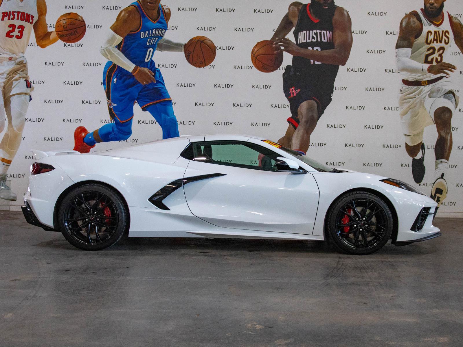 Used 2023 Chevrolet Corvette Stingray Premium Conv w/ Z51 Performance Package RWD image 15