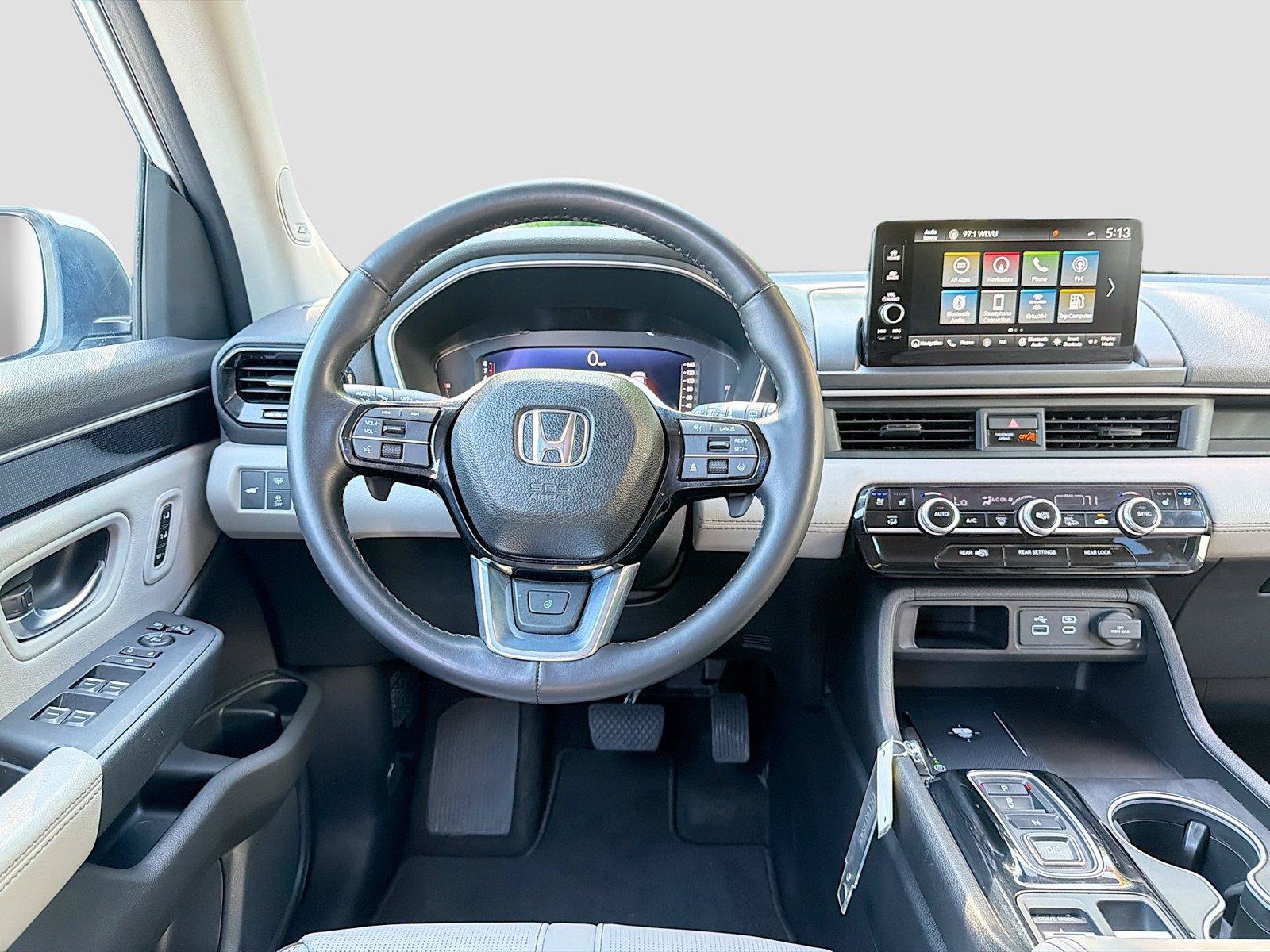 Used 2024 Honda Pilot Elite image 19