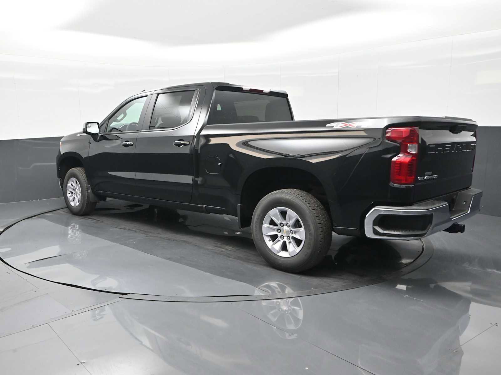 New 2026 Chevrolet Silverado 1500 LT w/ Protection Package image 6