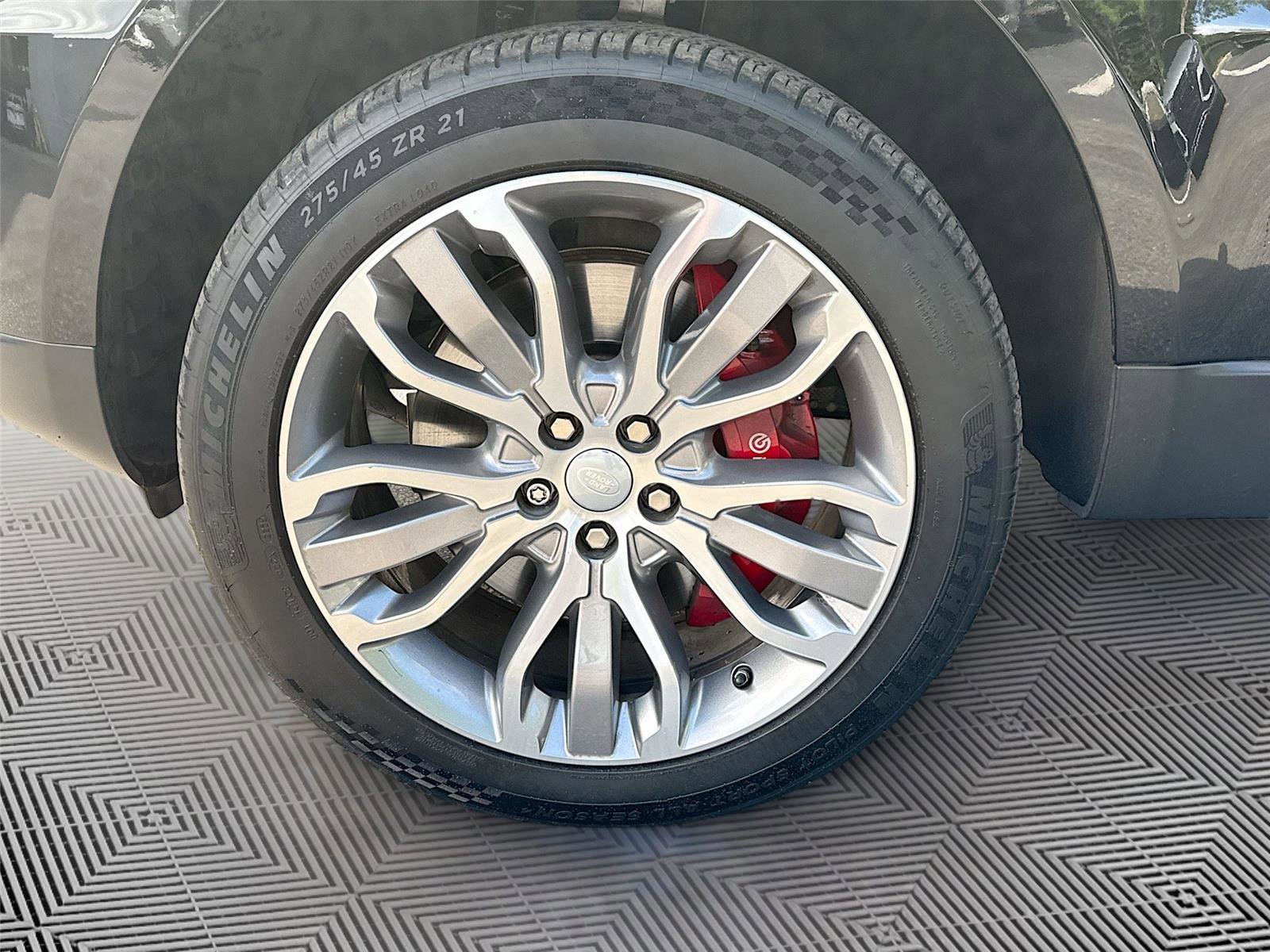 Used 2016 Land Rover Range Rover Sport Supercharged AWD/4WD image 33