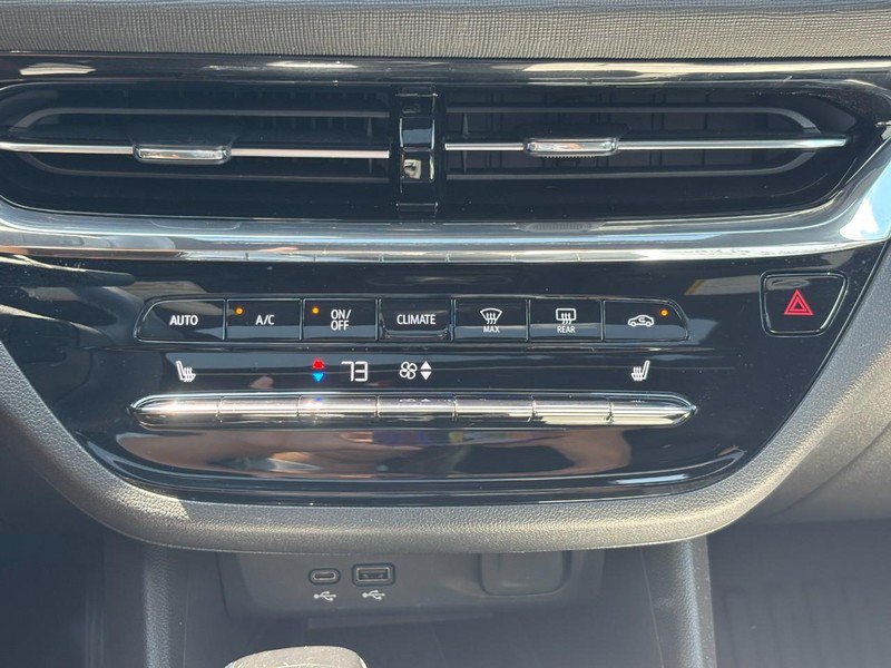 Certified 2025 Buick Envista Avenir FWD image 22