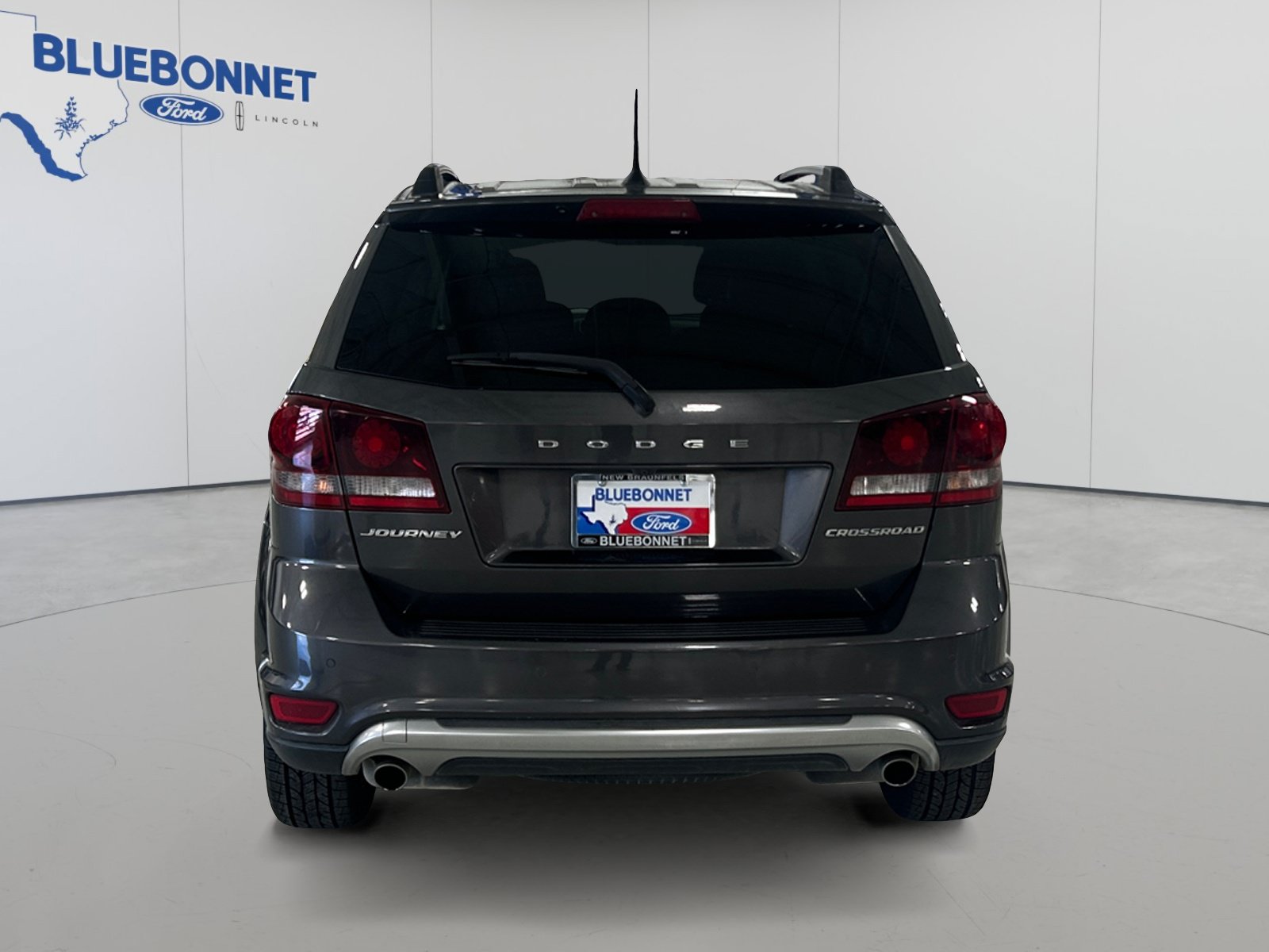 Used 2019 Dodge Journey Crossroad w/ Navigation Group FWD image 6