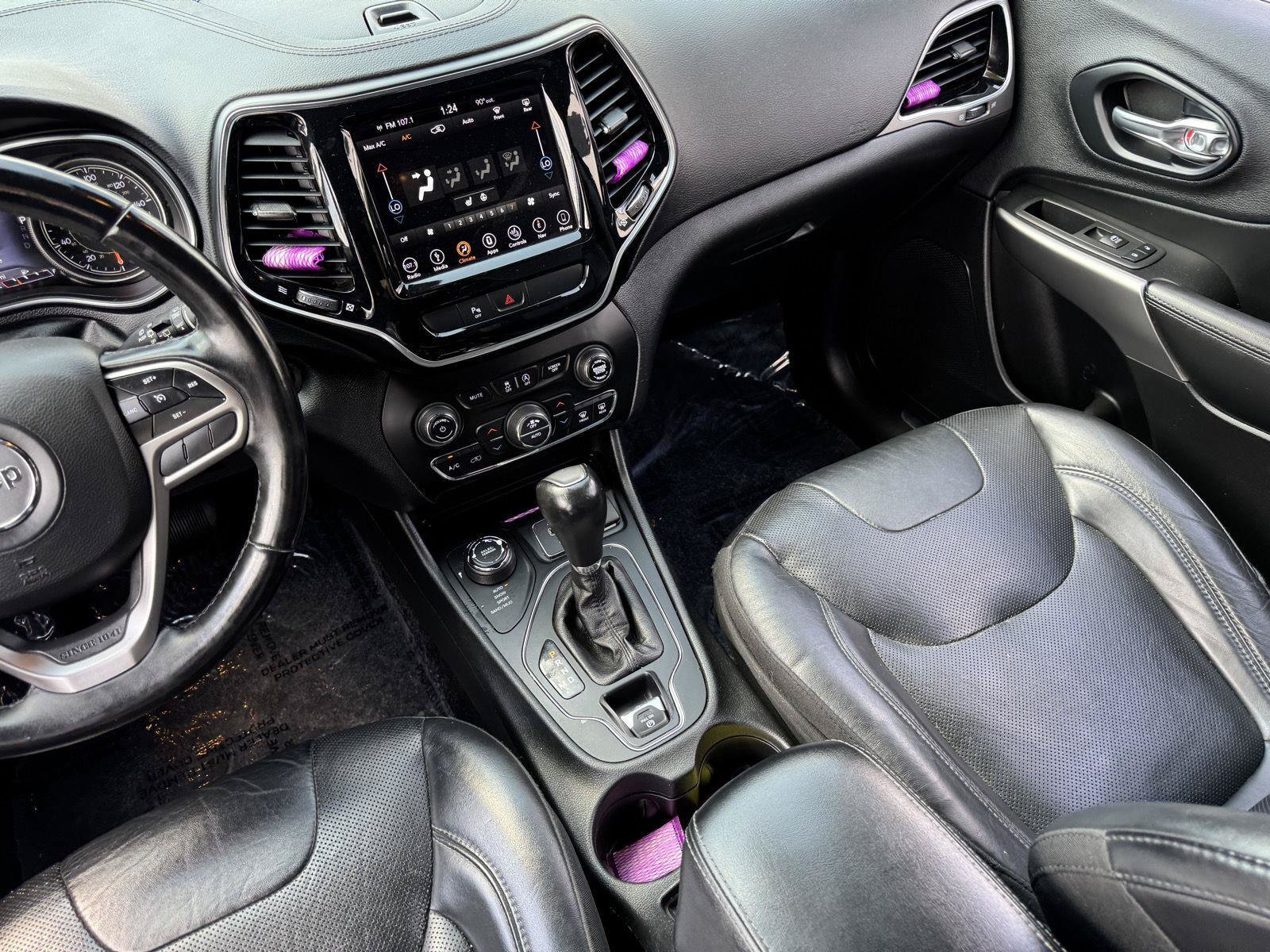 Used 2019 Jeep Cherokee High Altitude AWD/4WD image 36