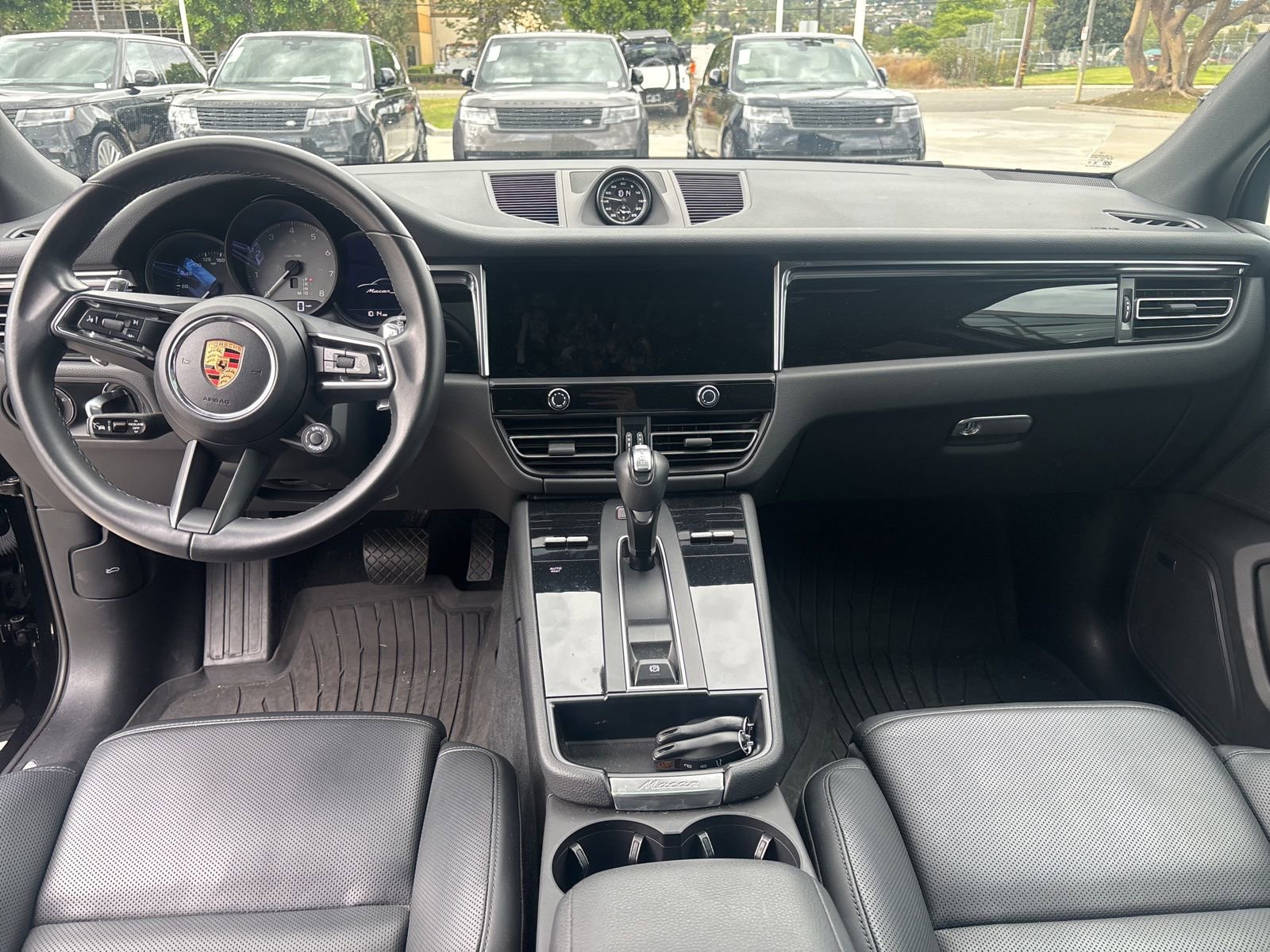 Used 2024 Porsche Macan S AWD/4WD image 9