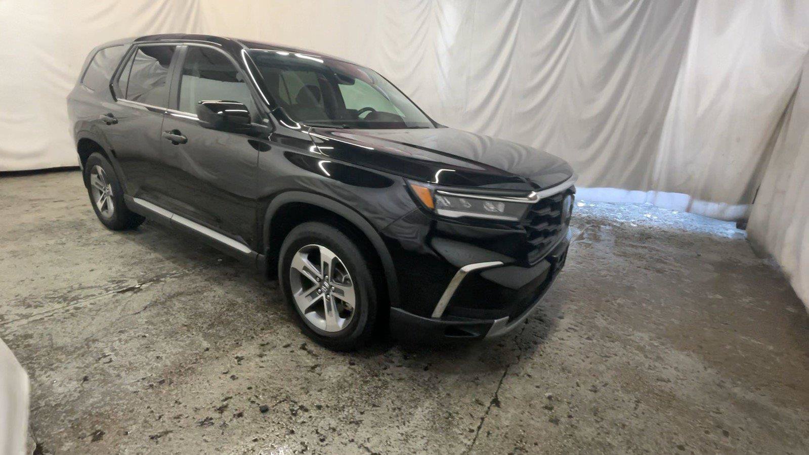Certified 2025 Honda Pilot EX-L image 2