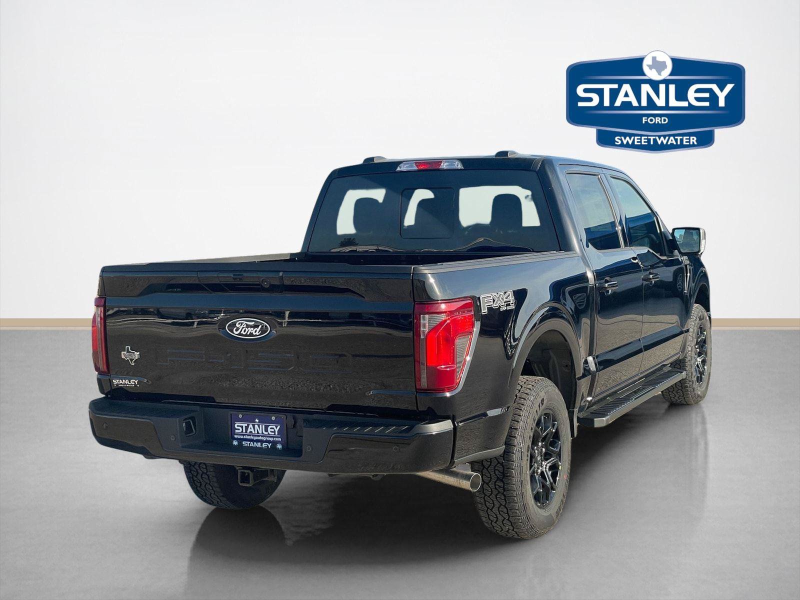 New 2026 Ford F150 XLT w/ Equipment Group 302A MID AWD/4WD image 8