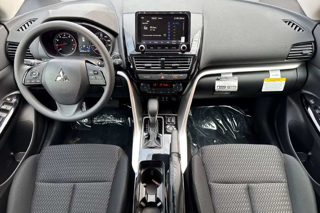 New 2026 Mitsubishi Eclipse Cross LE AWD/4WD image 5