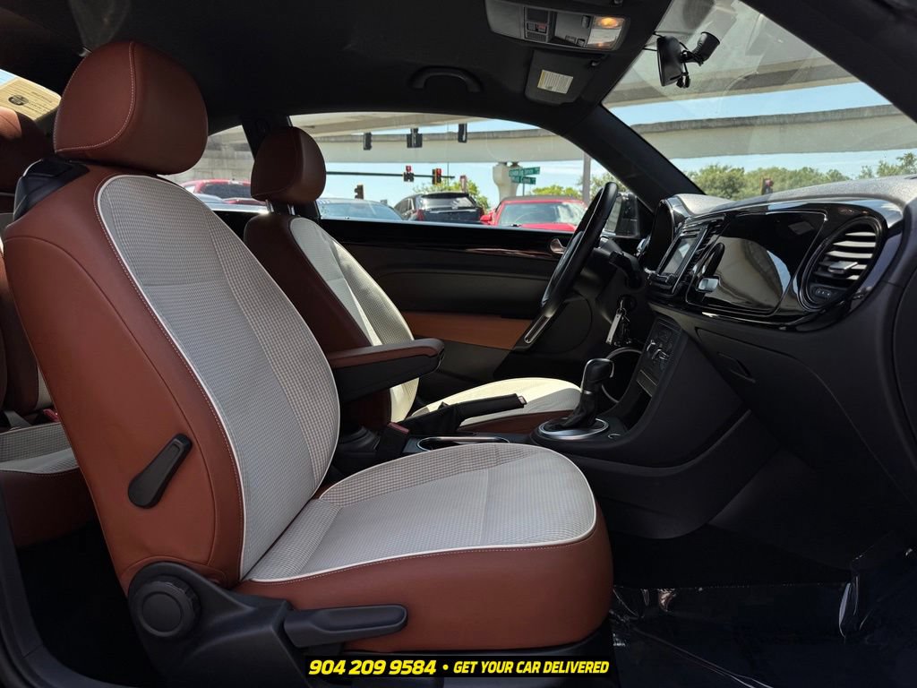 Used 2016 Volkswagen Beetle 1.8T Classic FWD image 29