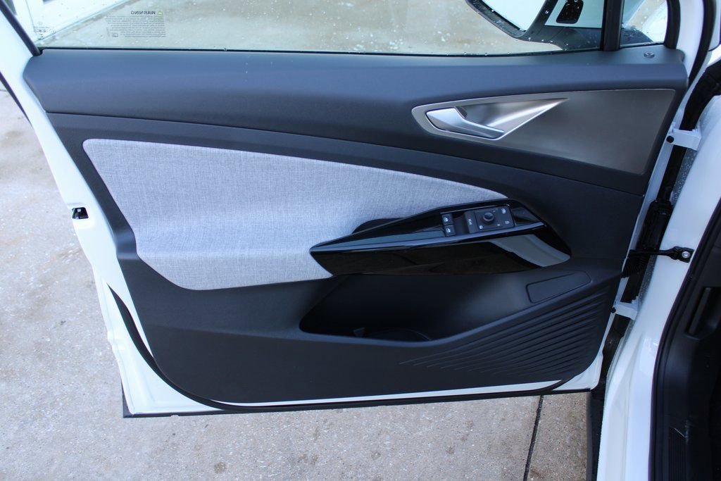 New 2026 Volkswagen ID.4 Pro image 7