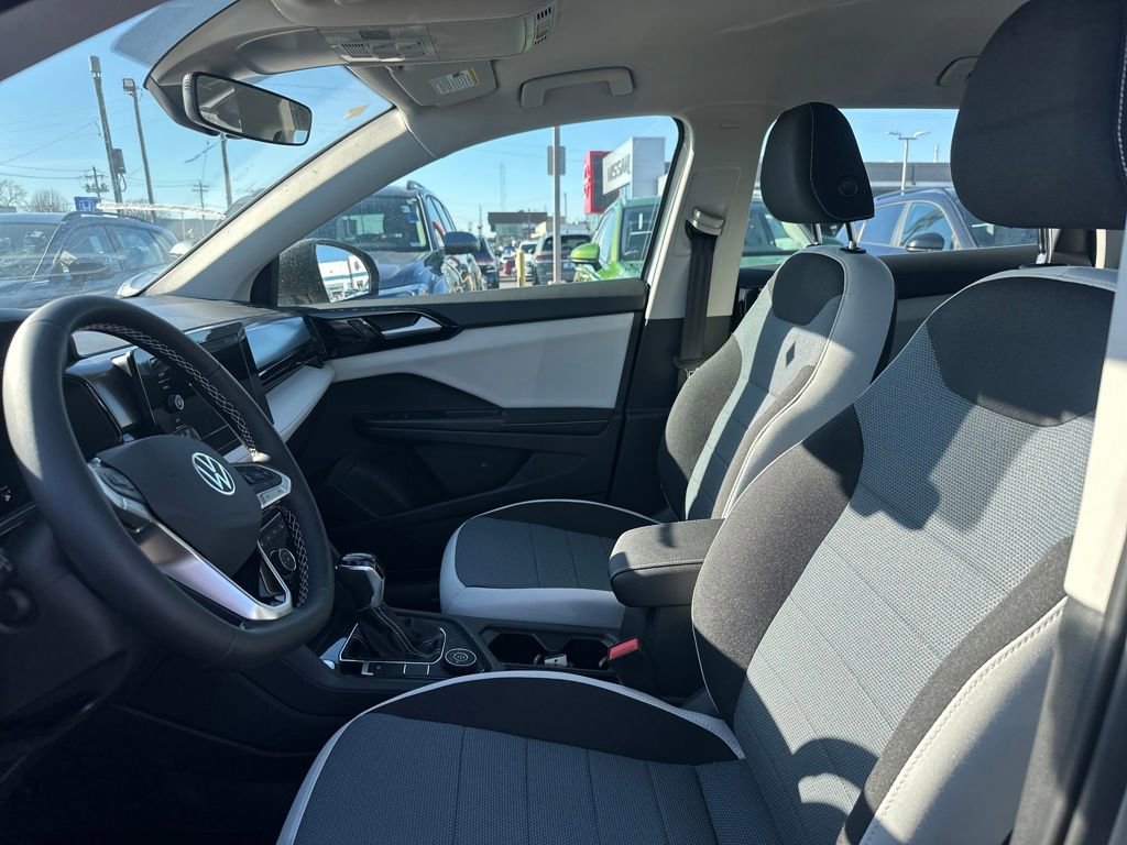 New 2026 Volkswagen Taos S image 21