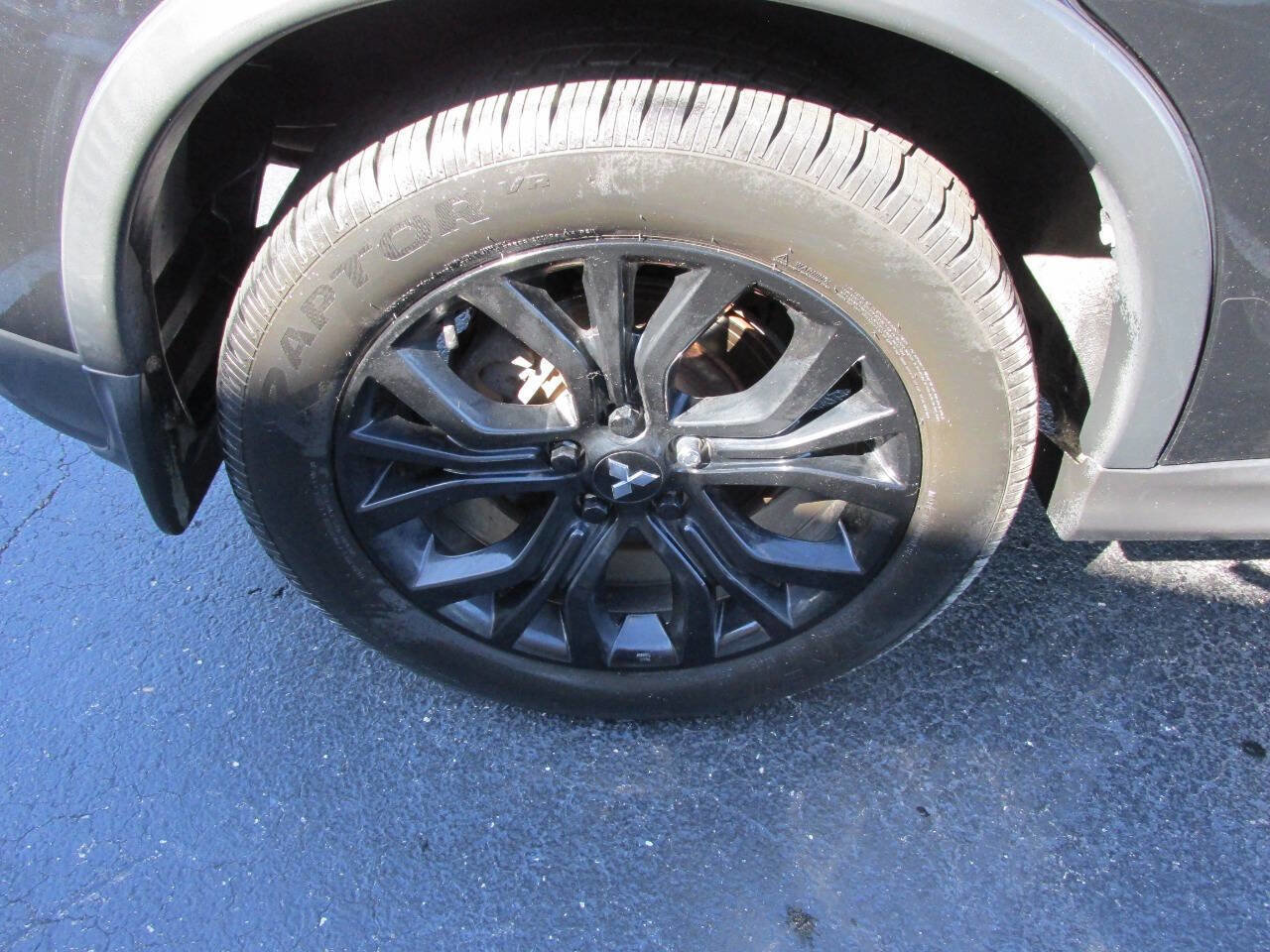 Used 2018 Mitsubishi Outlander Sport ES image 32