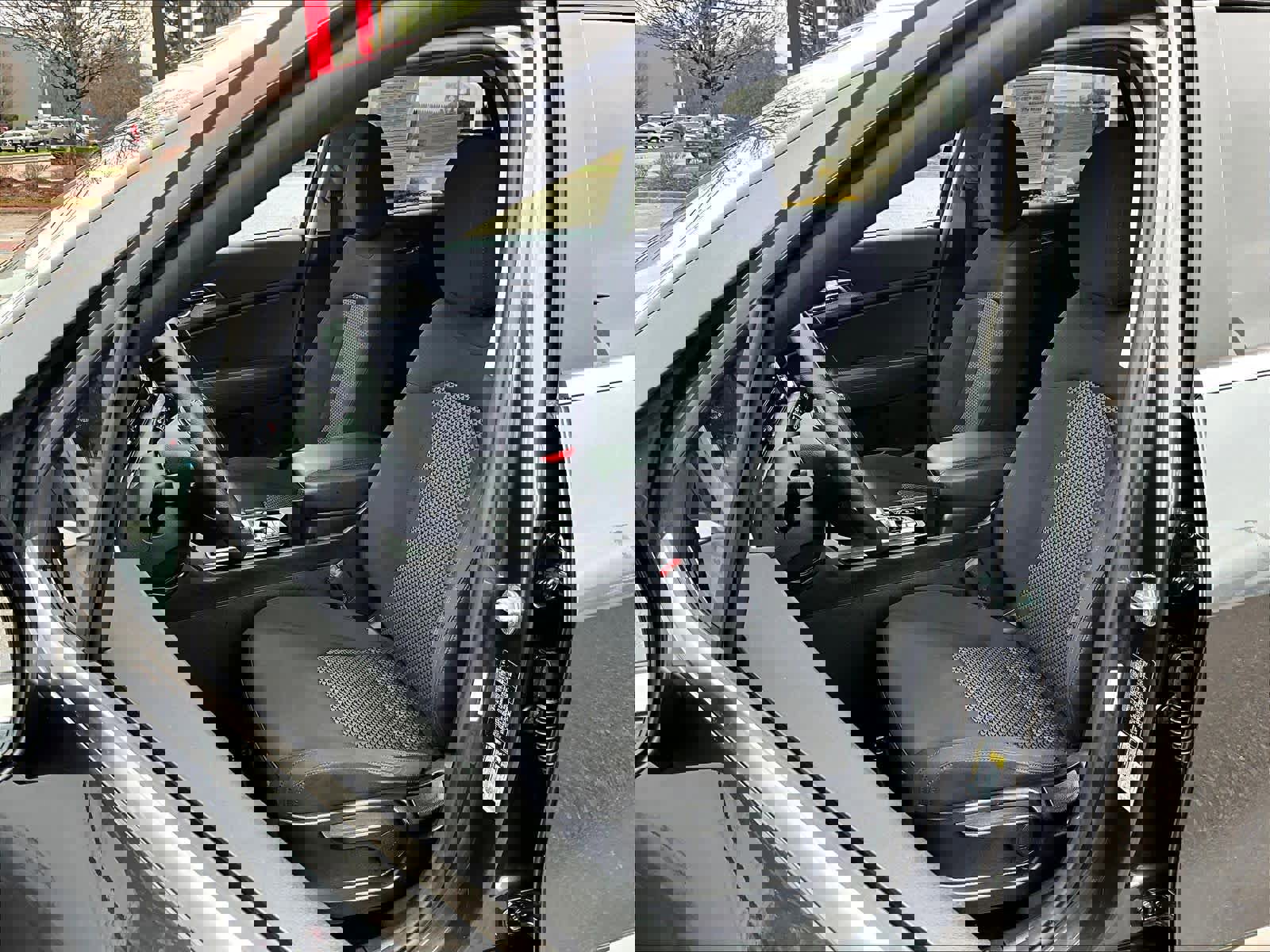 Used 2023 Kia Sportage LX image 10