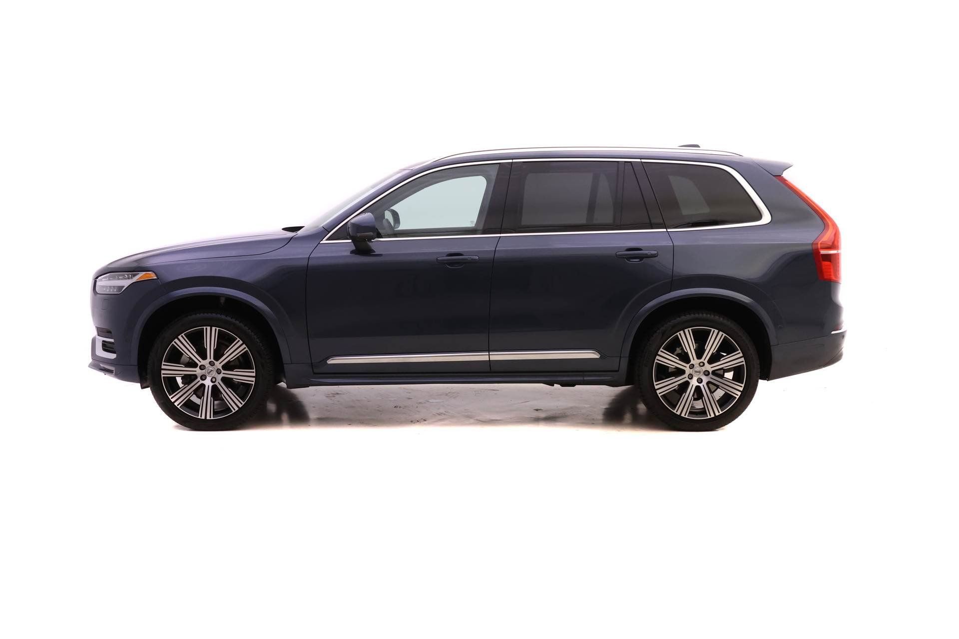 New 2025 Volvo XC90 B6 Plus w/ Protection Package Premier AWD/4WD image 5