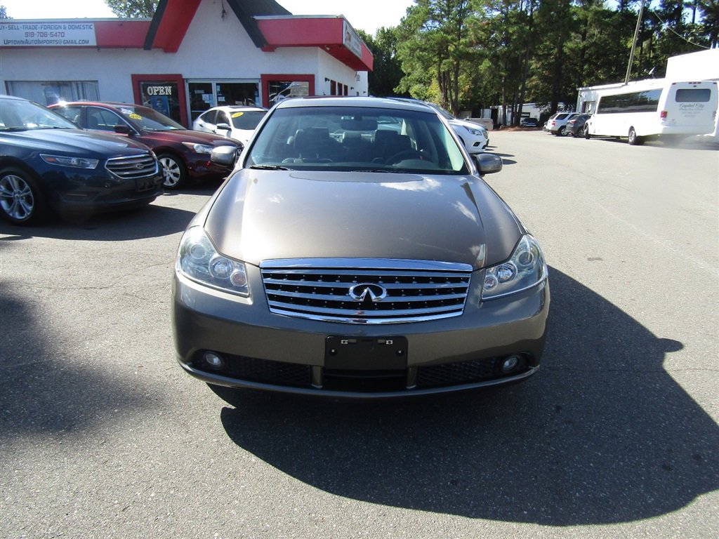 Used 2007 INFINITI M35 w/ Technology Pkg RWD image 2