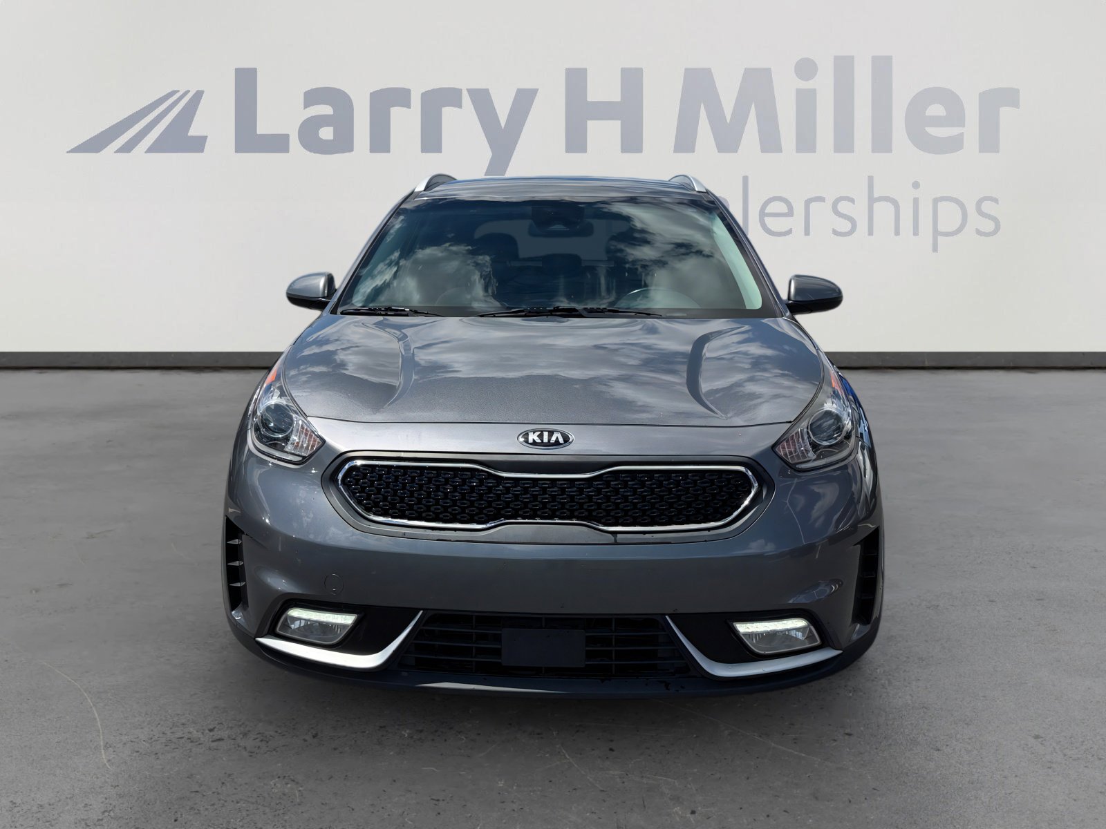 Used 2018 Kia Niro LX image 8