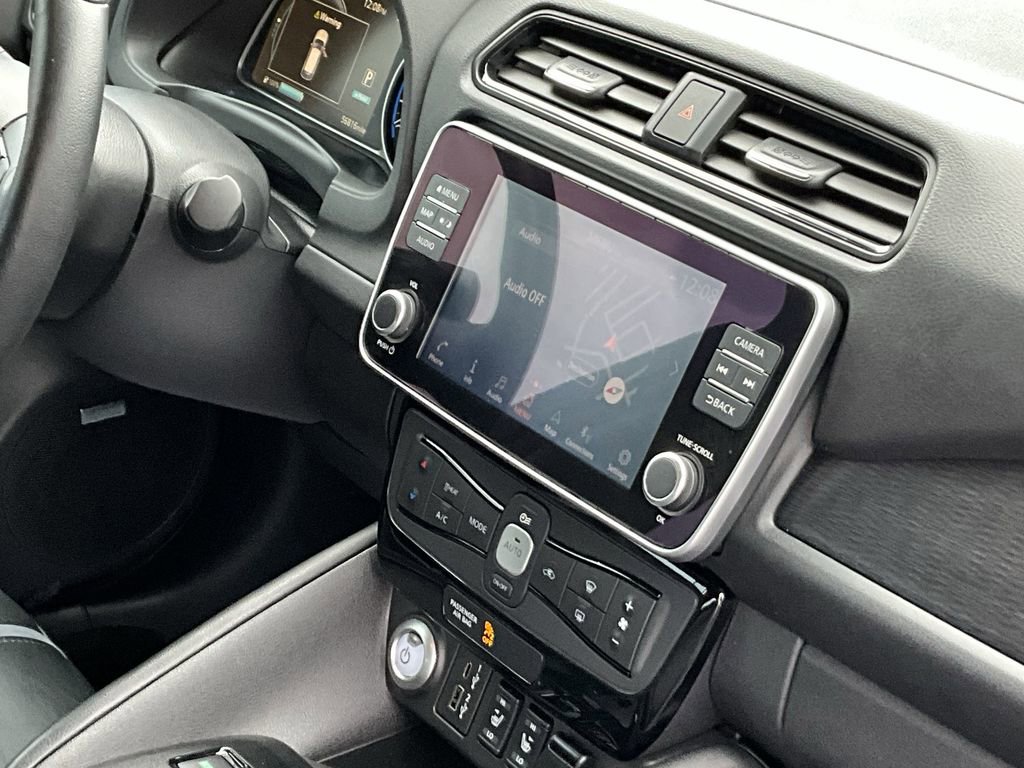 Certified 2022 Nissan Leaf SL Plus image 20