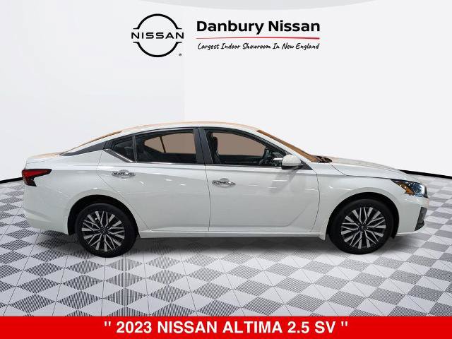 Certified 2023 Nissan Altima 2.5 SV AWD/4WD image 2