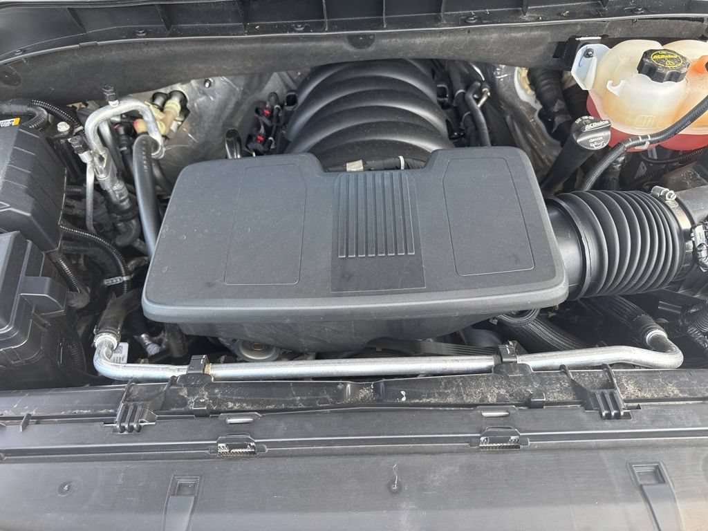 Used 2025 Chevrolet Suburban Z71 AWD/4WD image 10