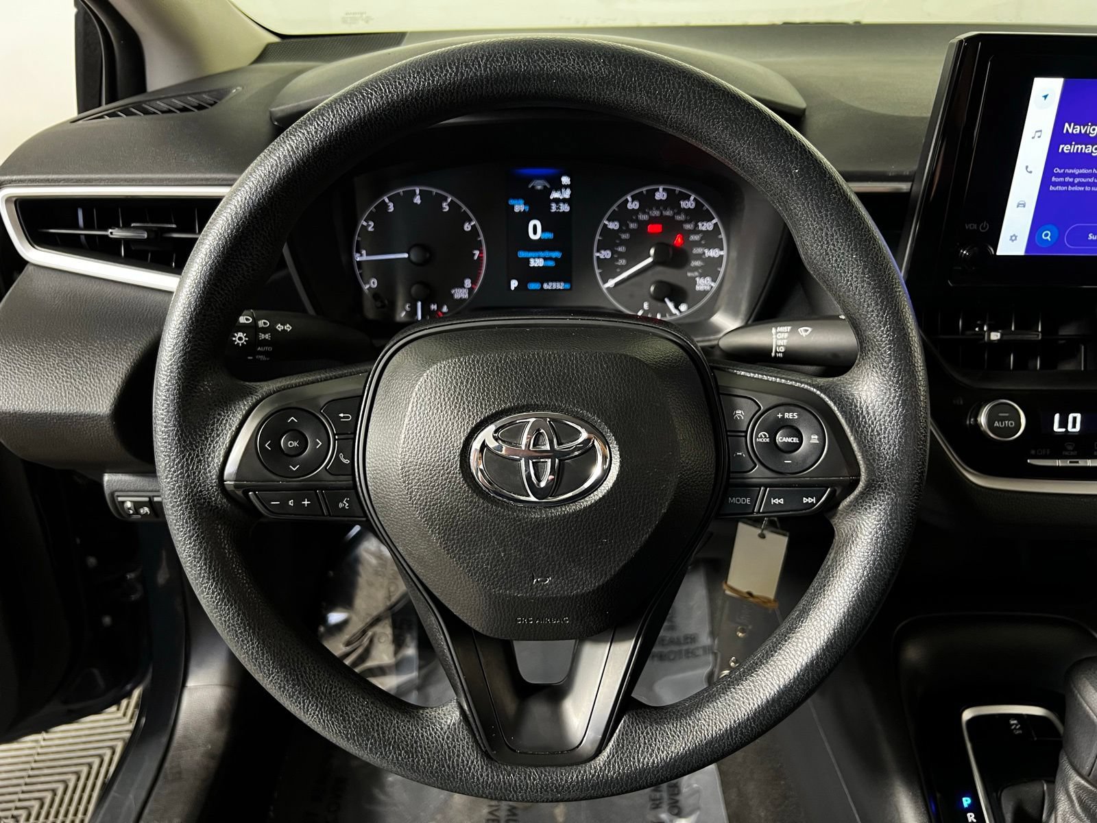 Certified 2024 Toyota Corolla LE FWD image 14