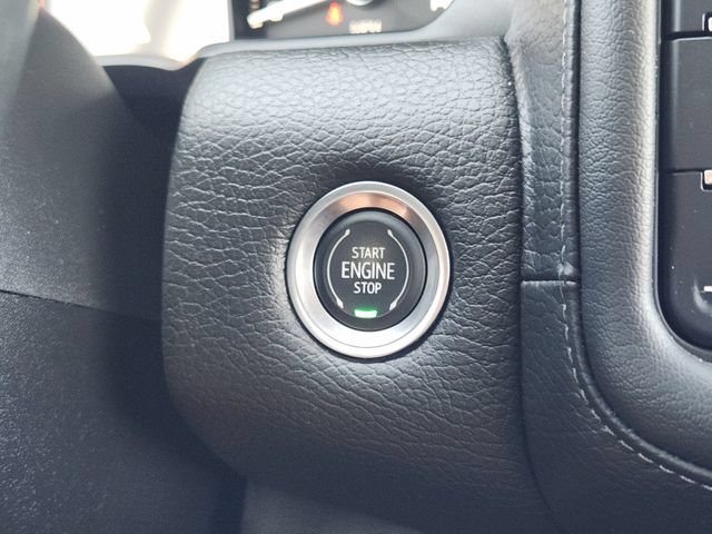 Used 2021 GMC Yukon Denali AWD/4WD image 21