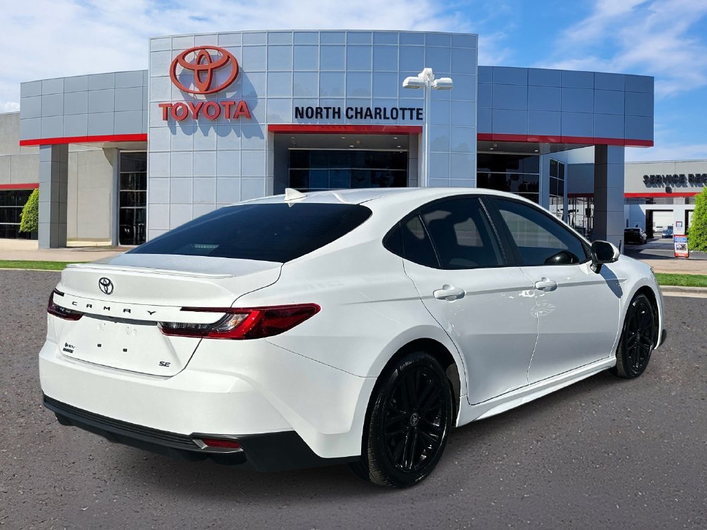 Used 2026 Toyota Camry SE FWD image 8
