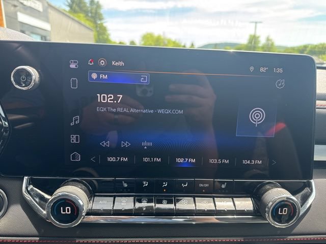 Used 2025 Chevrolet Colorado Z71 AWD/4WD image 19