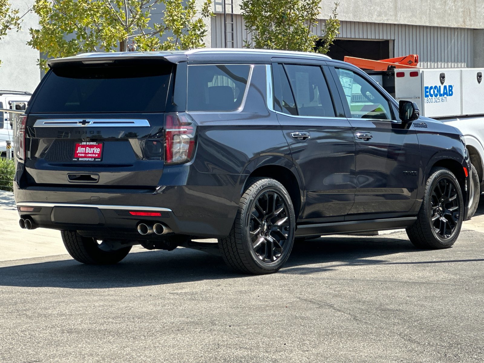 Used 2023 Chevrolet Tahoe High Country image 4