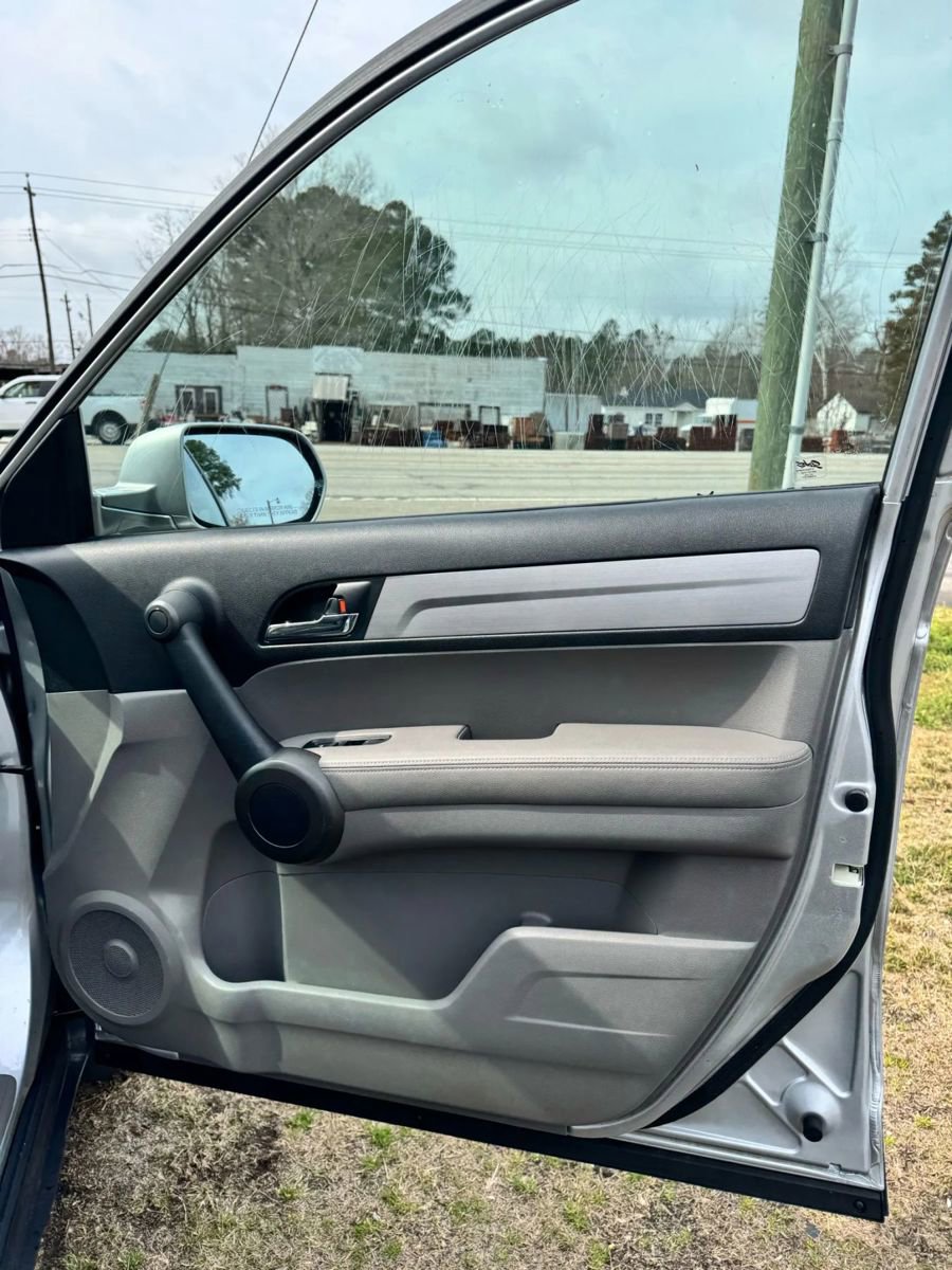 Used 2011 Honda CR-V EX-L image 14