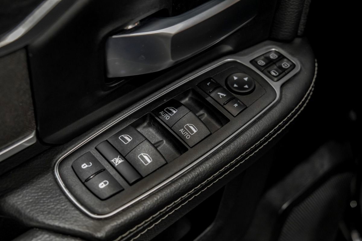 Used 2024 RAM 2500 Big Horn w/ Safety Group image 43