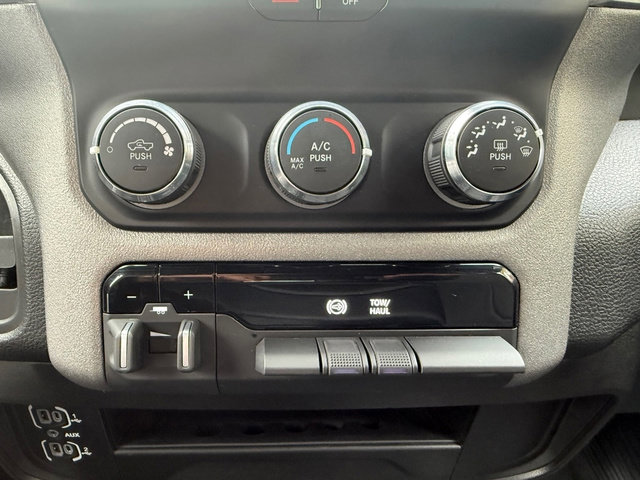 Used 2024 RAM 3500 Tradesman image 21