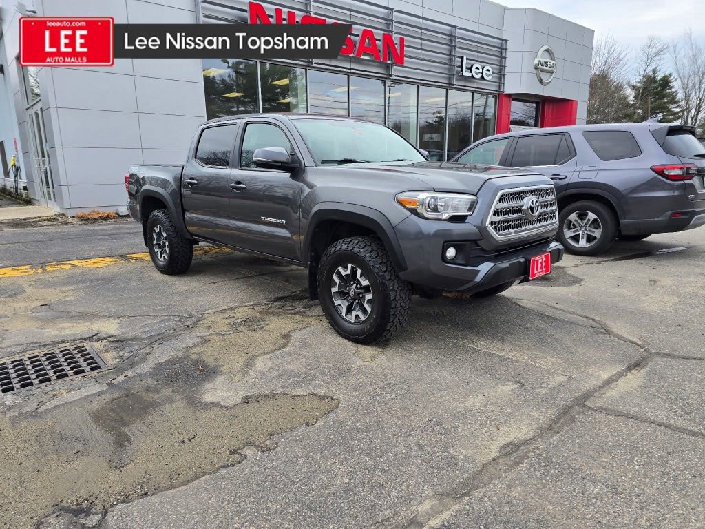 Used 2017 Toyota Tacoma TRD Off-Road w/ Tow Package (A/T)