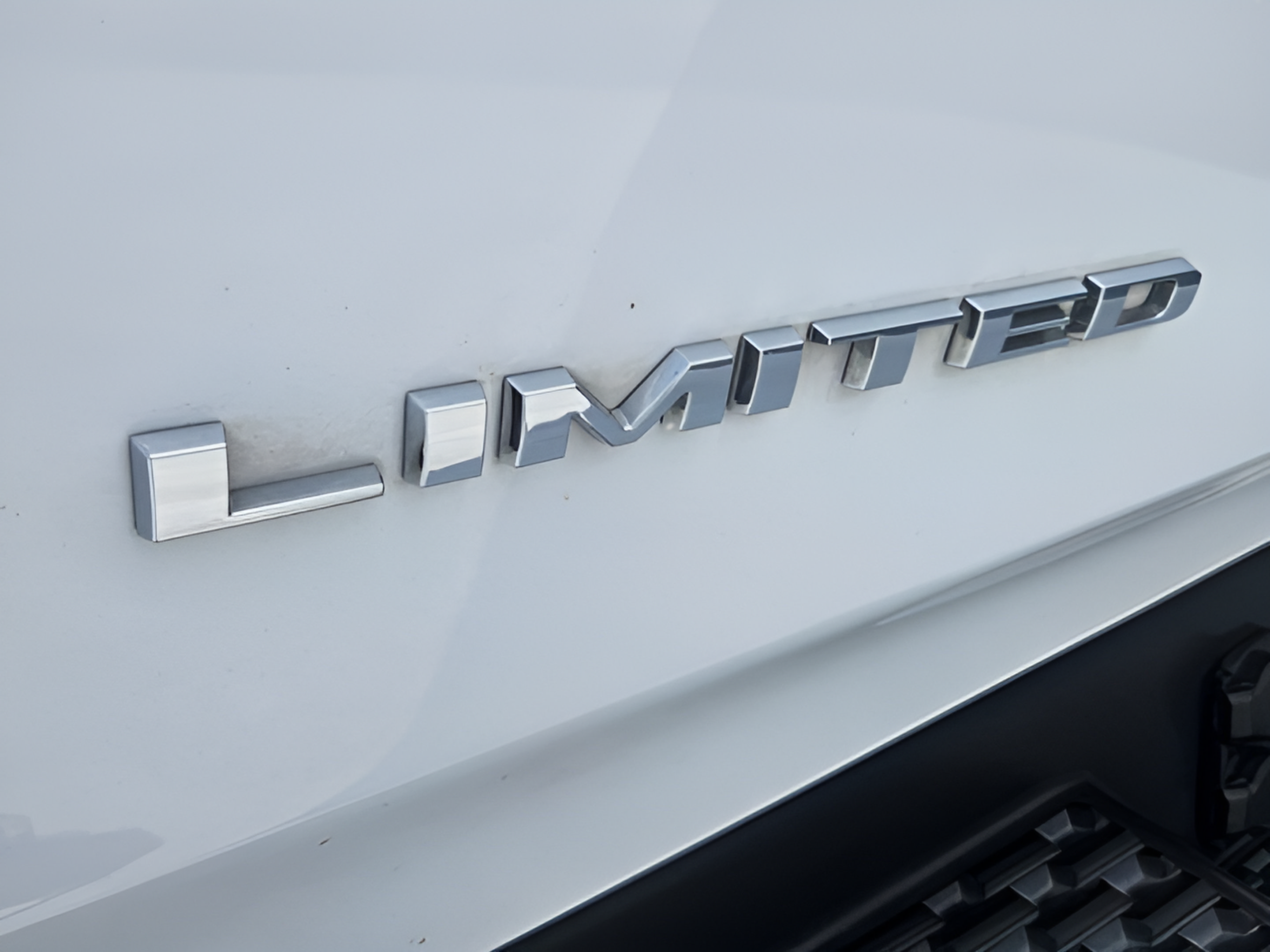 Used 2025 RAM 1500 Limited AWD/4WD image 44