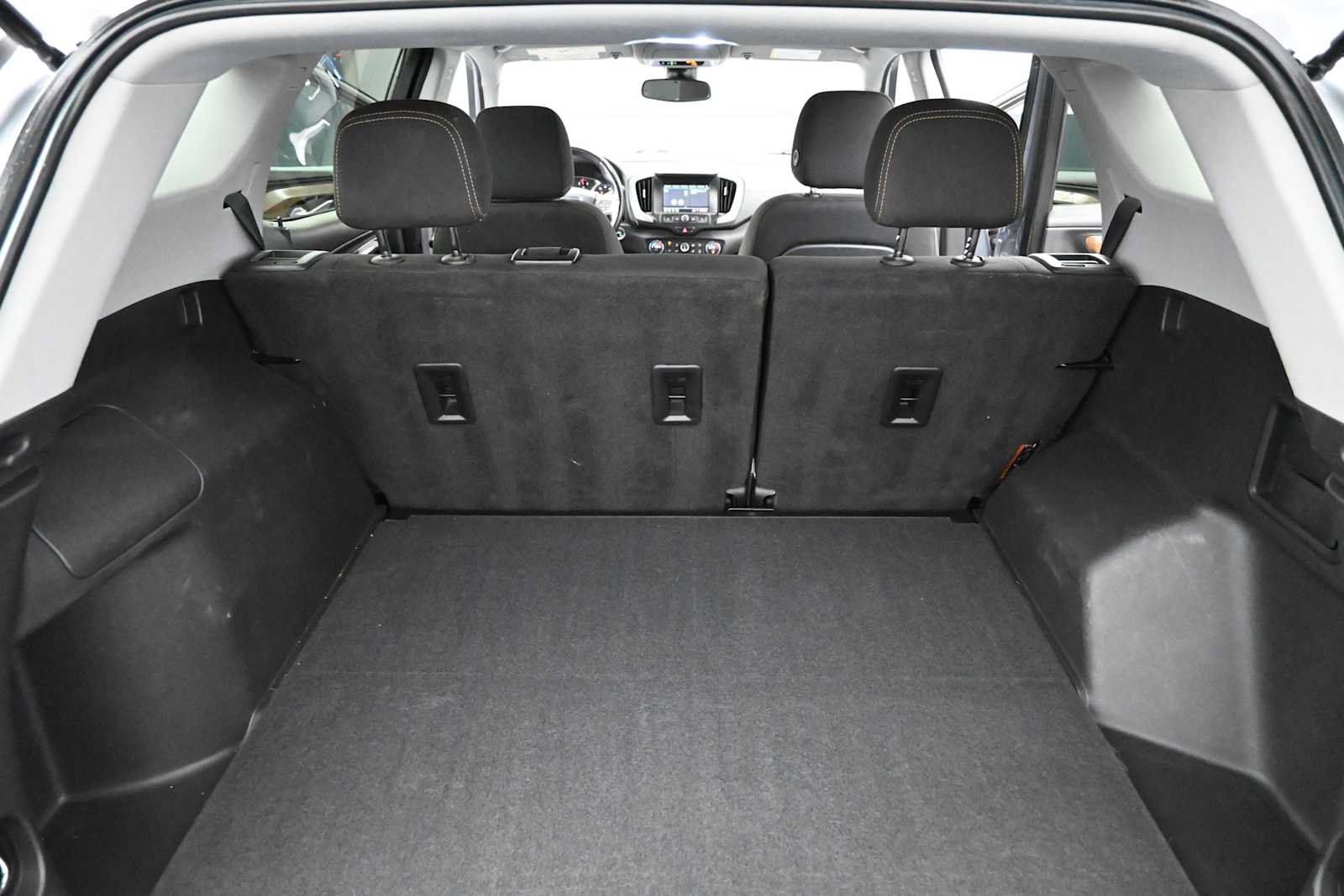 Used 2021 GMC Terrain SLE w/ Driver Convenience Package AWD/4WD image 21