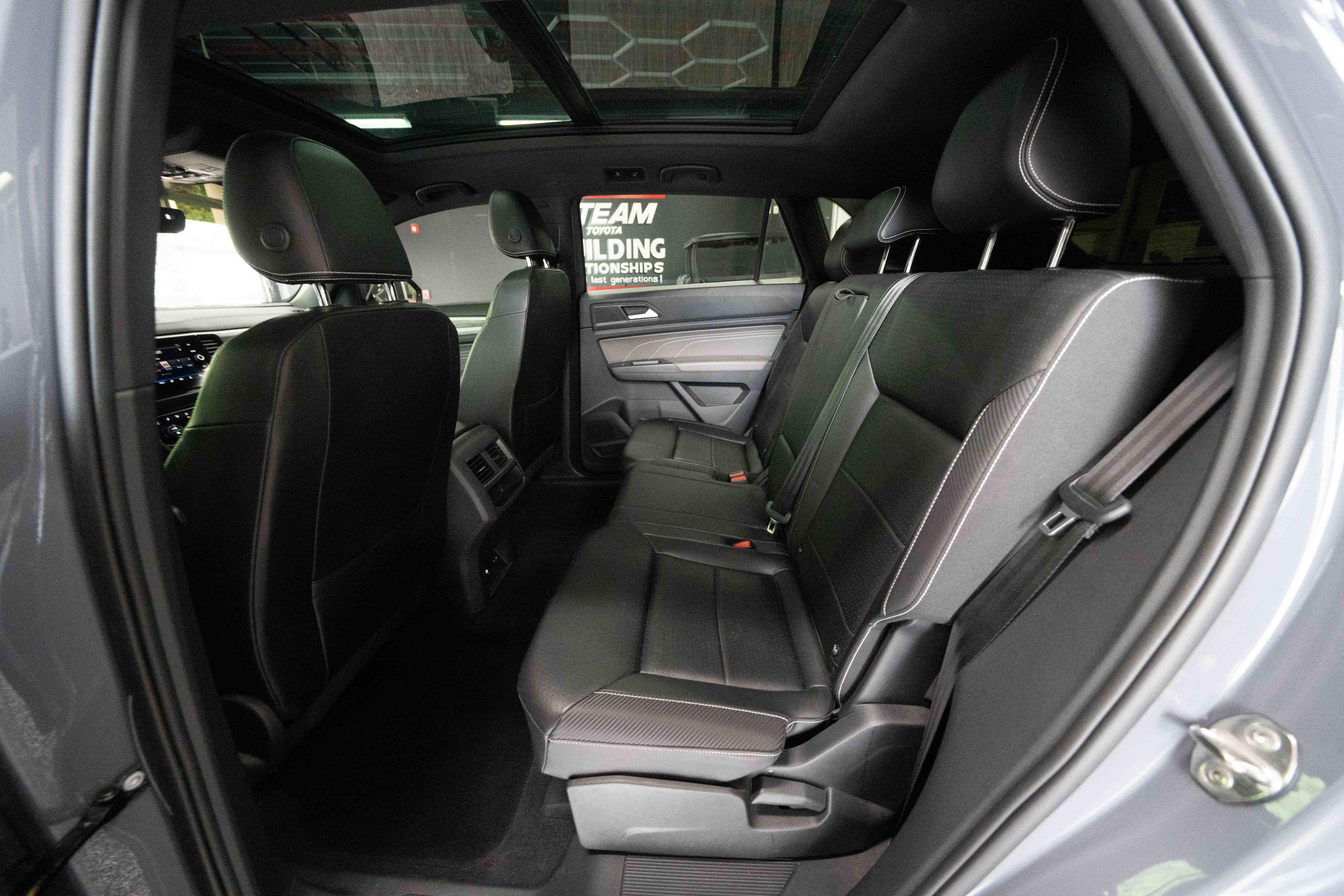 Used 2022 Volkswagen Atlas Cross Sport SE w/ Panoramic Sunroof Package AWD/4WD image 23