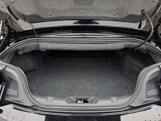 Used 2025 Ford Mustang Premium RWD image 30