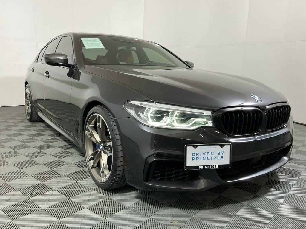 Used 2018 BMW M550i xDrive w/ Dynamic Handling Package image 4